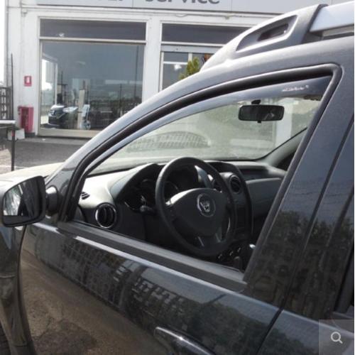 DEFLETTORI ARIA ANTITURBO DACIA DUSTER DAL 2014 AL 2017 PORTE ANTERIORI OSCURATI