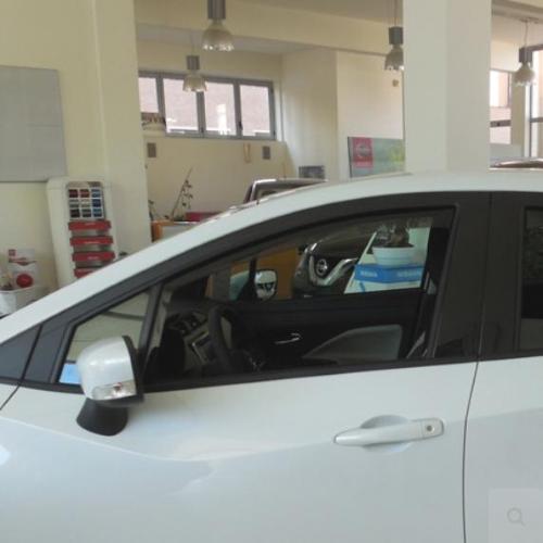 DEFLETTORI ARIA ANTITURBO NISSAN MICRA DAL 2017 5 PORTE ANTERIORI OSCURATI