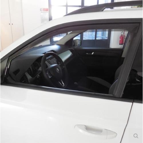 DEFLETTORI ARIA ANTITURBO SKODA FABIA DAL 2015 AL 2020 5P/SW PORTE ANTERIORI OSCURATI