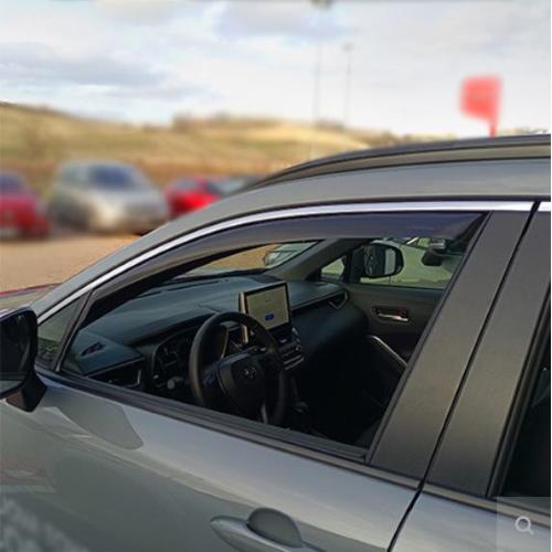 DEFLETTORI ARIA ANTITURBO TOYOTA COROLLA CROSS DAL 2022 5P ANTERIORI OSCURATI