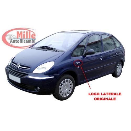 FREGIO LOGO LATERALE CITROEN XSARA PICASSO 1999>2007 SIGLA"PICASSO" ORIGINALE 86.65.69 G1