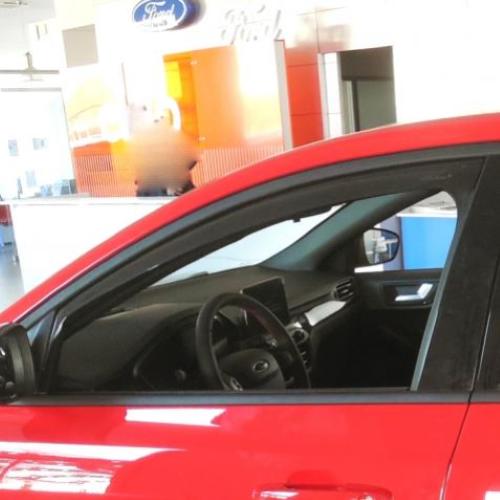 KIT 4 DEFLETTORI ARIA ANTITURBO ANT+POST FORD FOCUS BERLINA 5 PORTE 2018>