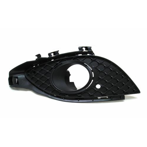 GRIGLIA PARAURTI A/SX C/FEND+FORI CROM MERCEDES CLASSE A W176 06/12>
