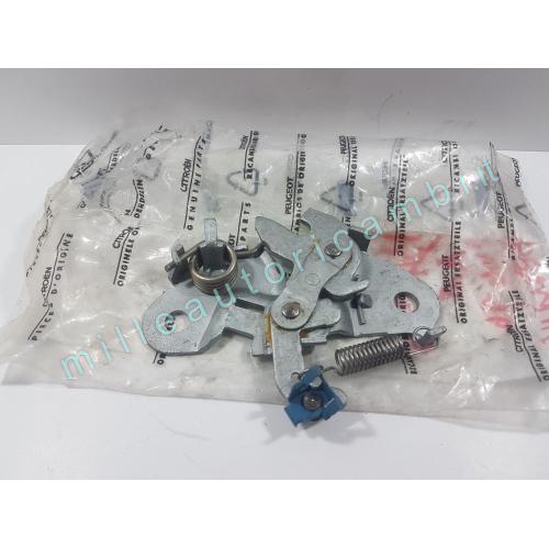 GANCIO CHIUSURA COFANO ANTERIORE PER PEUGEOT 106 DAL 1996 G1