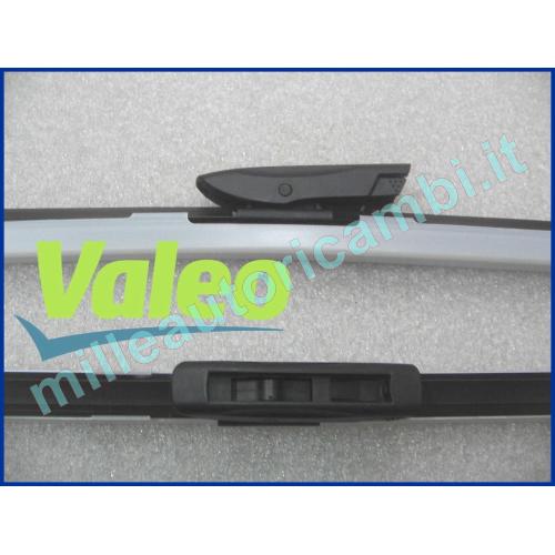 VM419 KIT SPAZZOLE TERGICRISTALLI RENAULT SCENIC DA 1/2005 A 5/2009 VALEO SPECIAL GSA=XTRM VM419